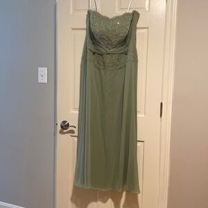 Formal or Mother of the Bride/Groom Dress